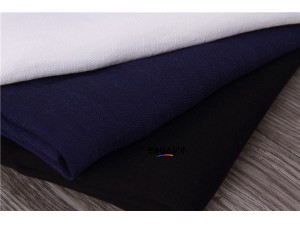 Polyester dyed cloth