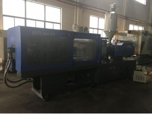 Injection molding machine